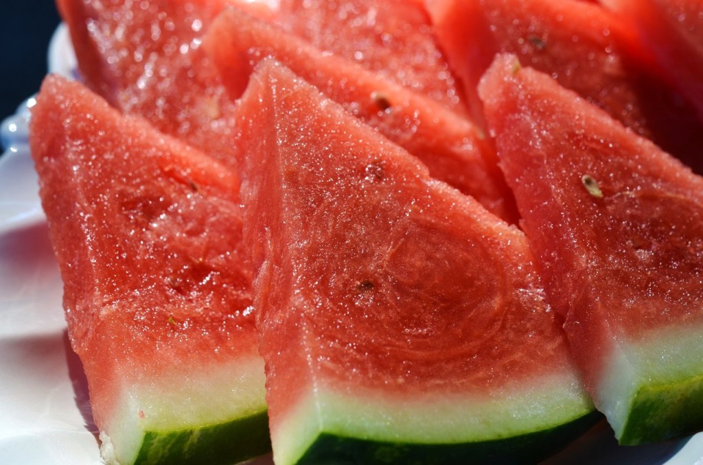 Eat Watermelon For Healthy Weight Loss !