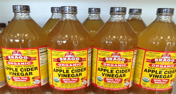 Safely Remove Moles and Skin Tags With Apple Cider Vinegar
