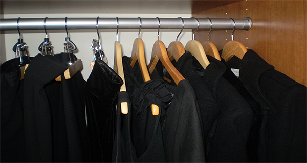 Is This The Cause Of the High Rates Of Cancer See Whats Hidden In Your Clothes, Especially Black!