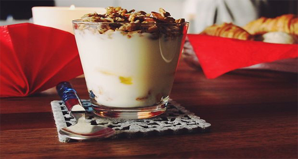 The Internet Is Crazy about the Yogurt Diet Melt Those Pounds in Three Days