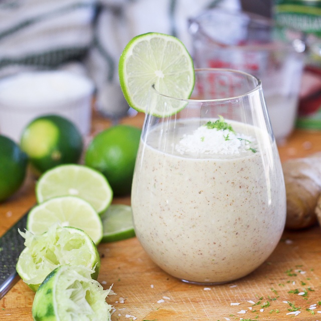 Lime-Ginger-and-Coconut-Smoothie-2