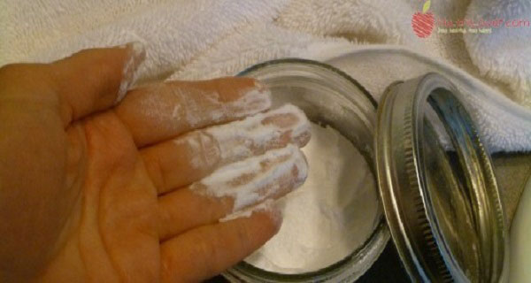 The-Powers-Of-Baking-Soda-–-It-Does-Miracles-To-Your-Skin-Hair-And-Body1