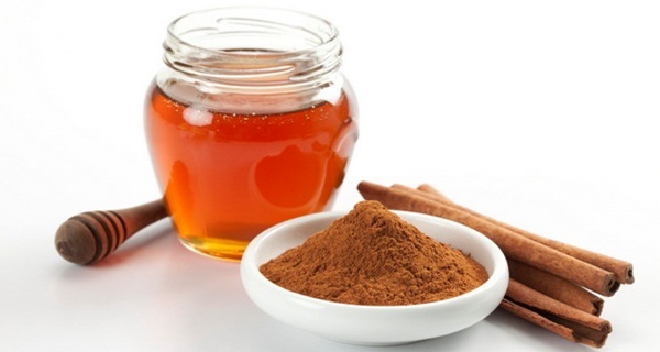 This Drink Literally Do Wonders Here’s What Will Happen If You Drink Honey And Cinnamon Before Sleeping!