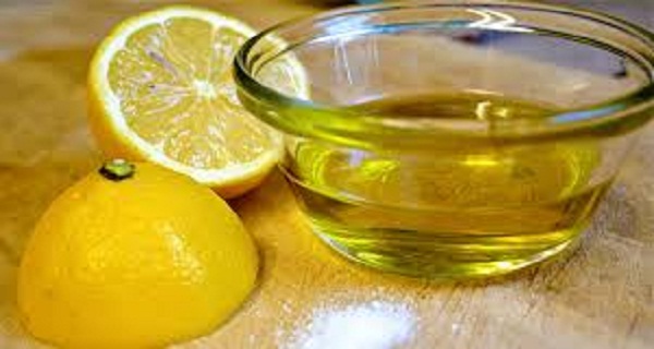 mix-1-lemon-with-1-tablespoon-of-olive-oil-and-you-will-use-this-for-the-rest-of-your-life