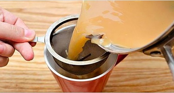 what-happens-to-your-body-if-you-drink-warm-honey-lemon-water-in-the-morning